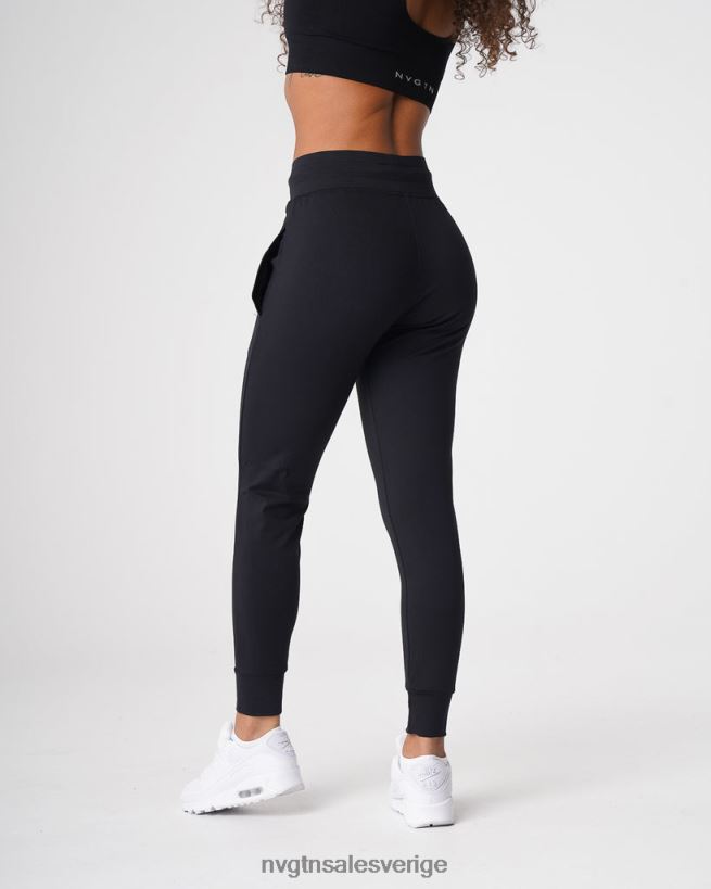 B886LB695 kolsvart kondition NVGTN kvinnor joggare