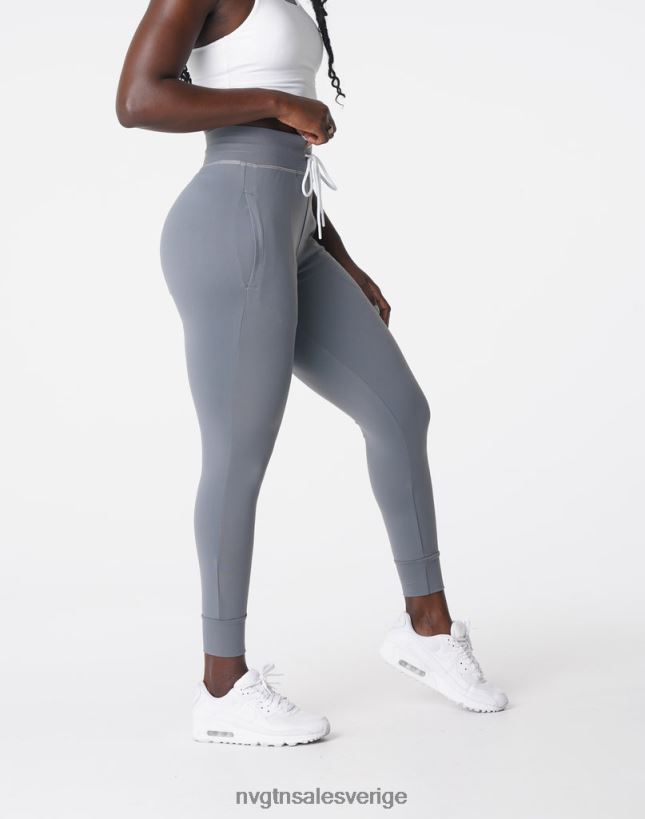 B886LB696 molngrå kondition NVGTN kvinnor joggare