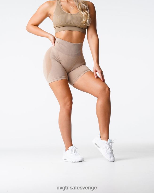 B886LB342 beige kondition NVGTN kvinnor kontur sömlösa shorts