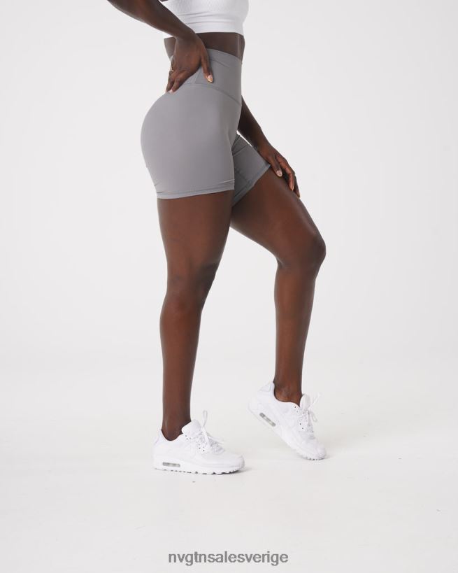 B886LB455 grå kondition NVGTN kvinnor signatur 2.0 shorts