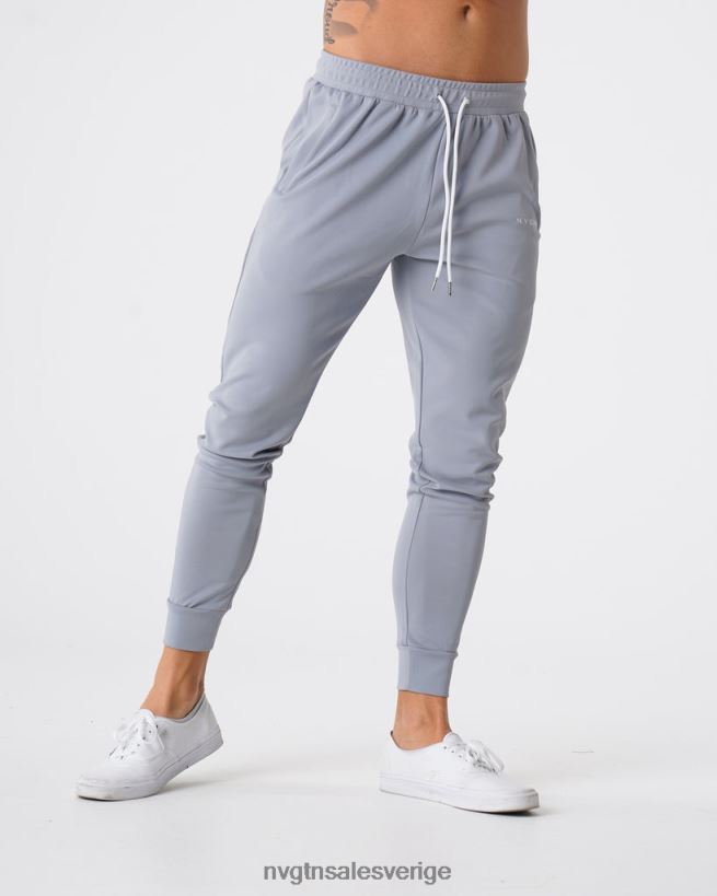 B886LB797 grå bottnar NVGTN män banjoggare
